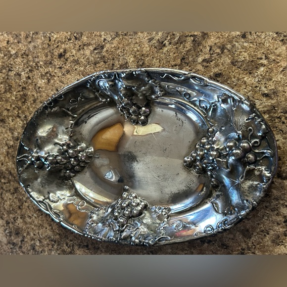 Homan Silver Co “Bread Tray” Quadruple Plated Pattern # 1685 “Special Metal” - Picture 2 of 5